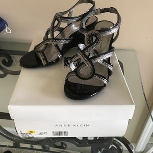 Anne Klein black & pewter wedge sandal